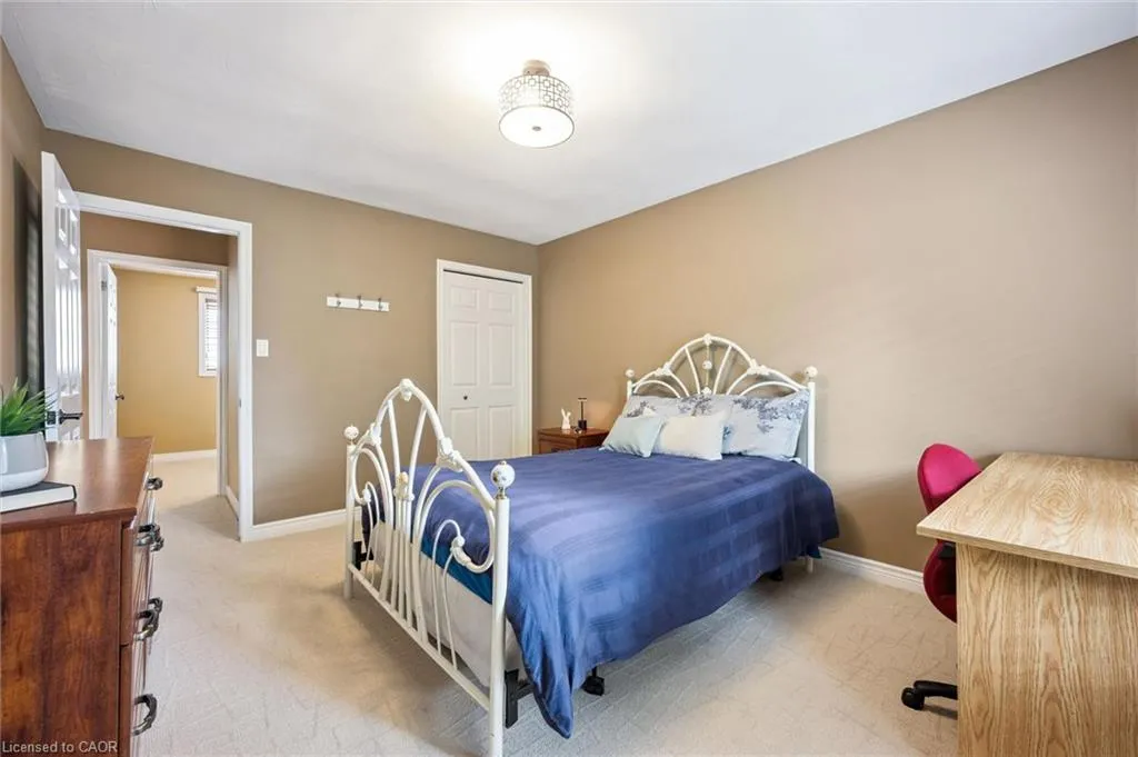 1 Chatterson Drive