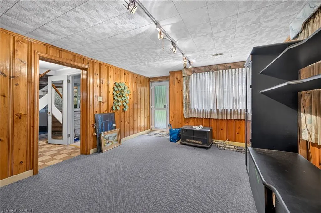 170 Mohawk Road