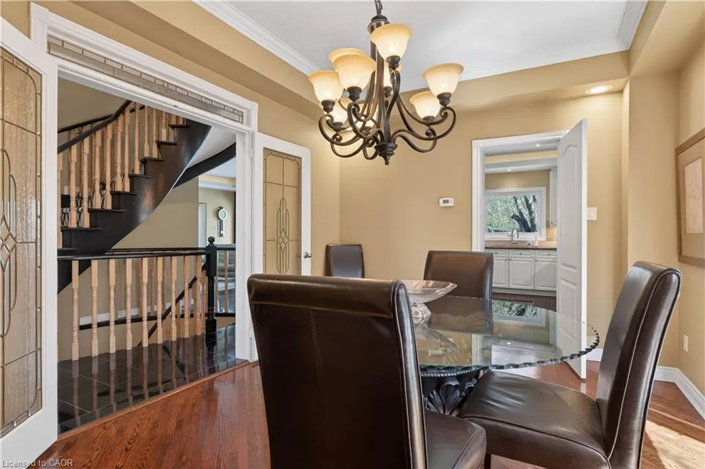 85 Waterford Crescent