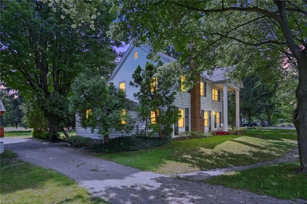 48 Garner Road W