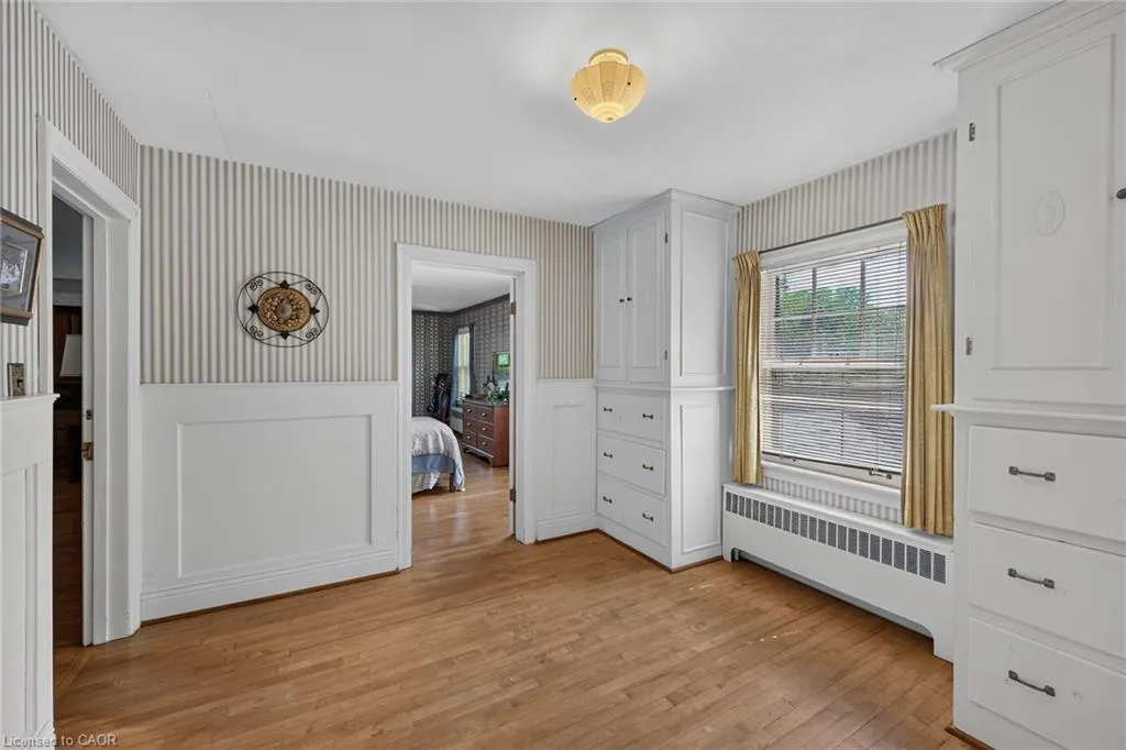 48 Garner Road W
