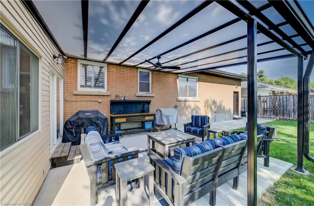 21 Loma Drive