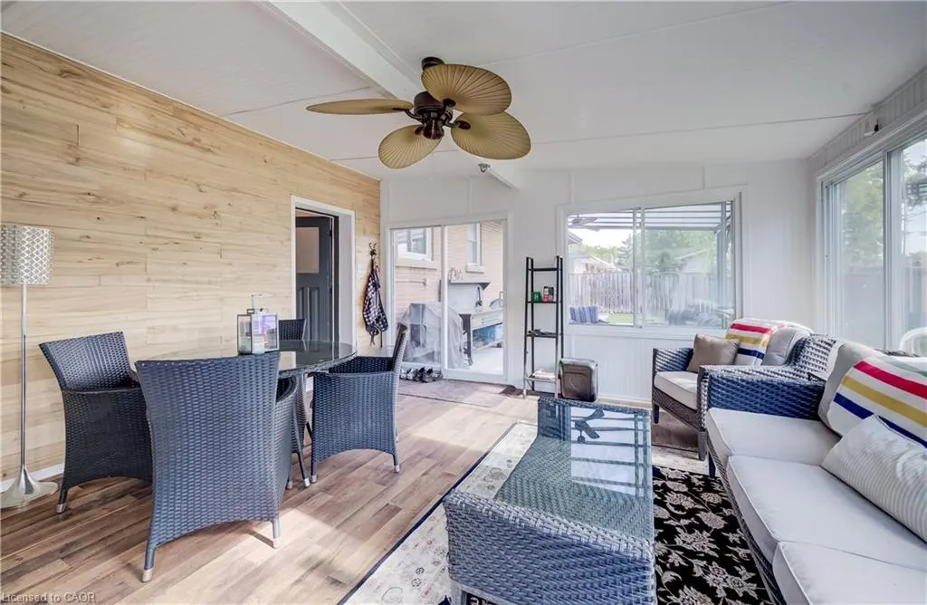 21 Loma Drive