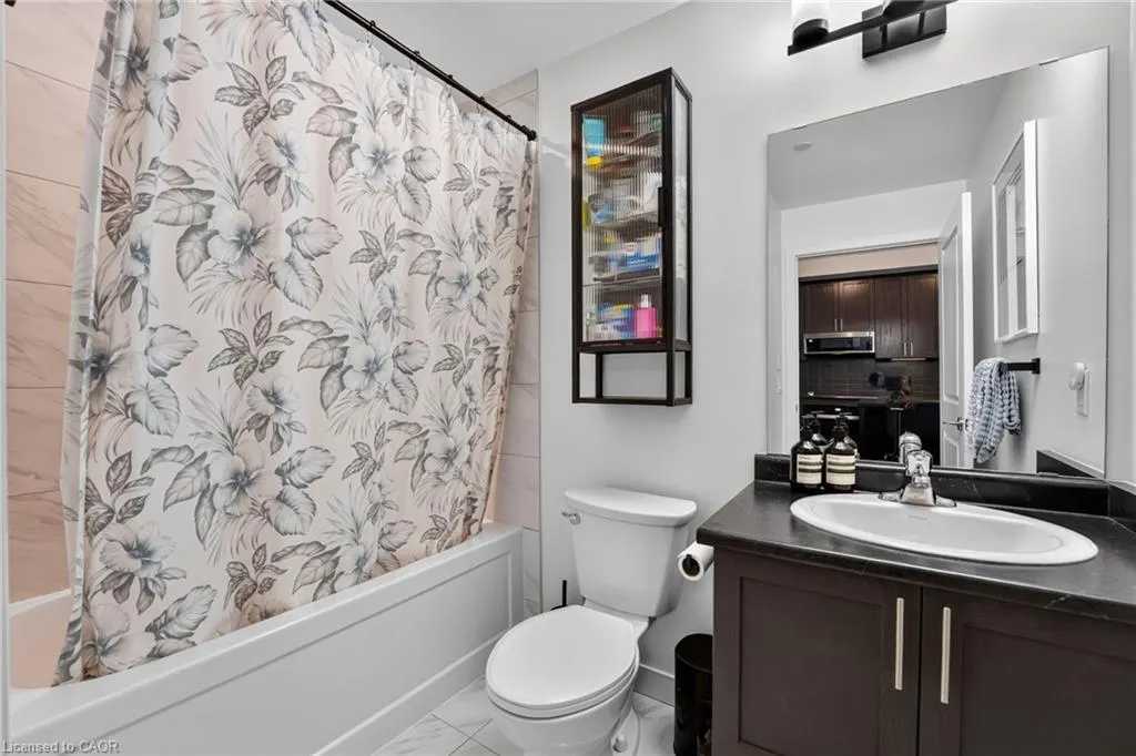 461 Green Road #205