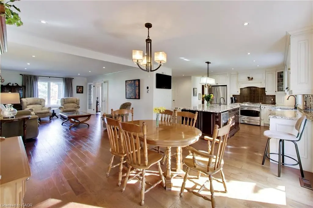 73 Lake Avenue Drive
