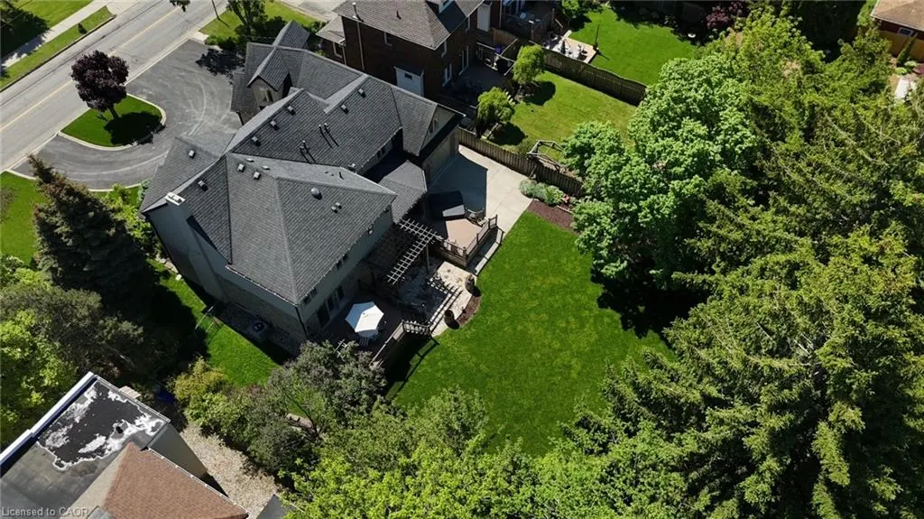 73 Lake Avenue Drive