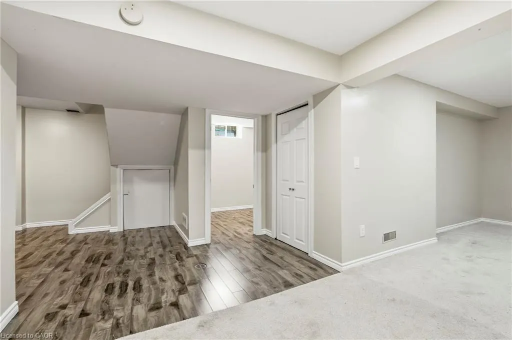 18 Sable Drive