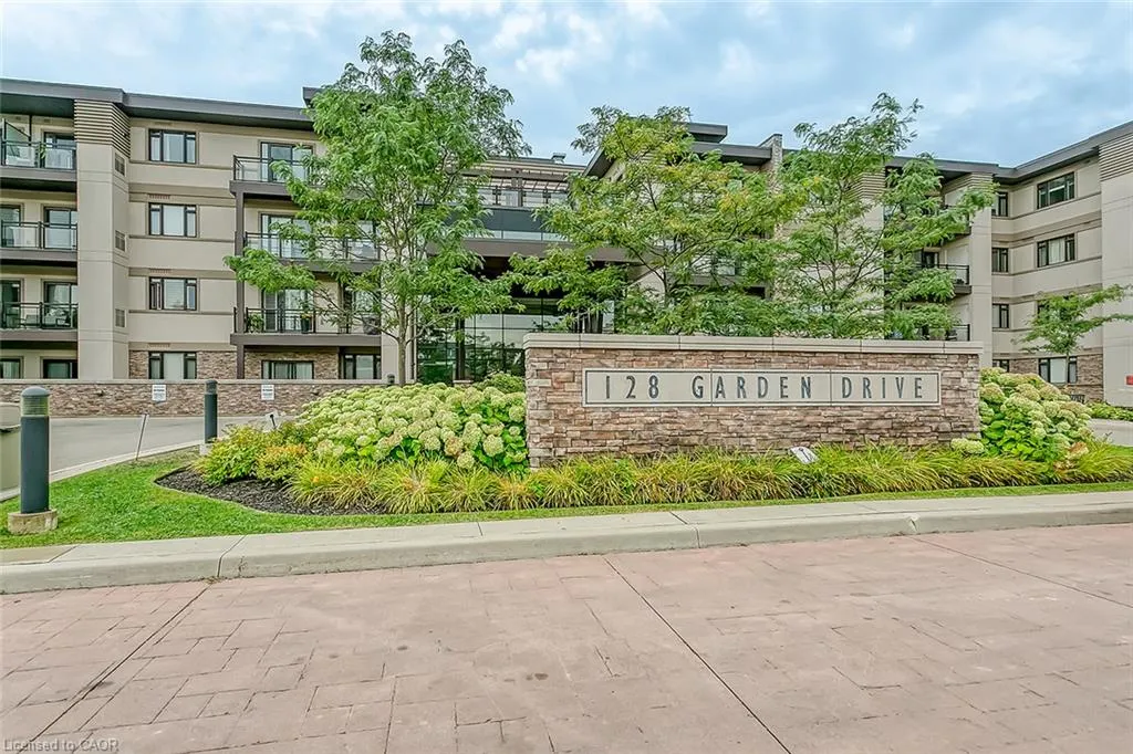 128 Garden Drive #102