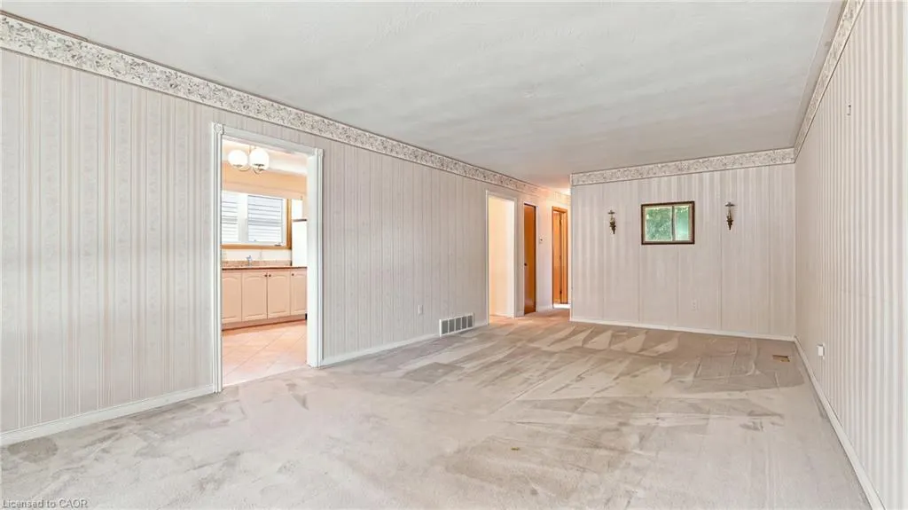 18 Glen Castle Drive