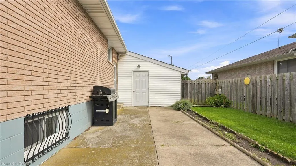 18 Glen Castle Drive