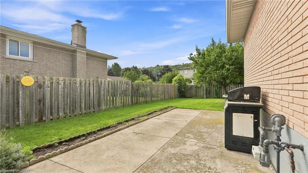 18 Glen Castle Drive