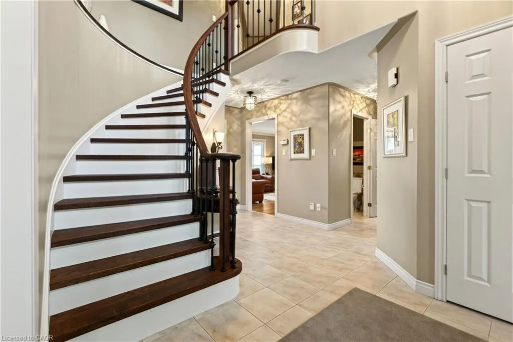 4 Lido Drive