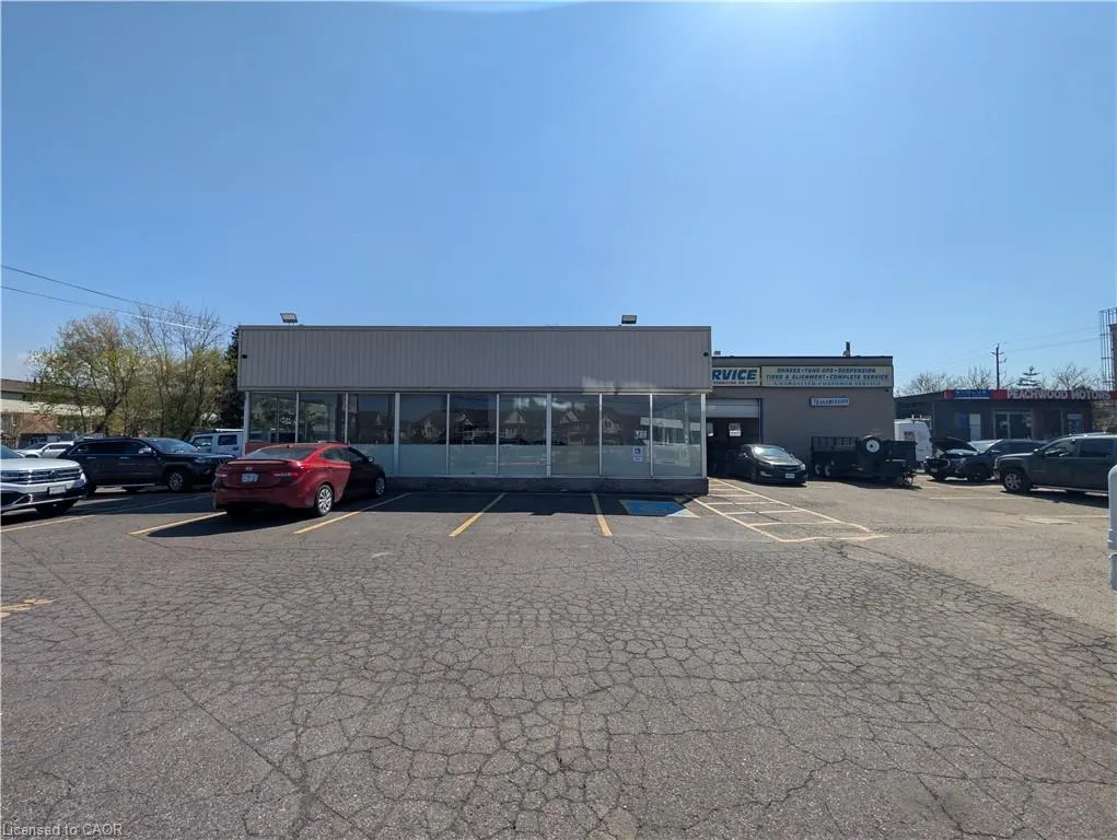 542-548 Highway 8