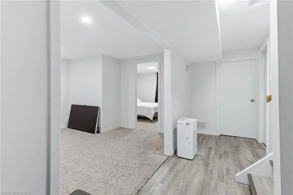 27 Blenheim Drive
