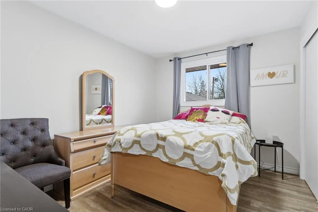 27 Blenheim Drive