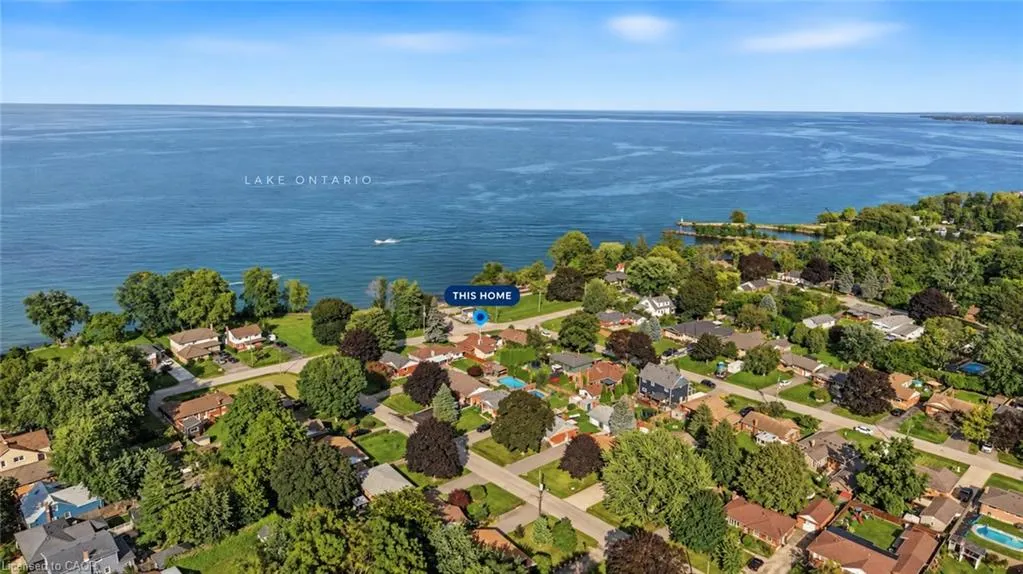 13 Lakeside Drive