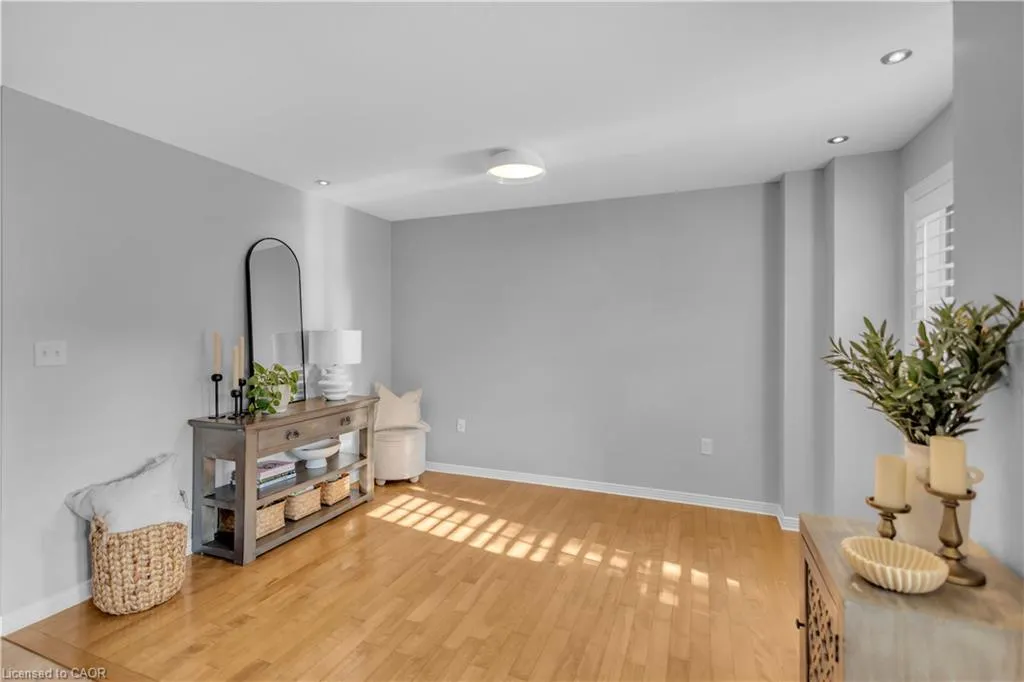 32 Tossell Avenue