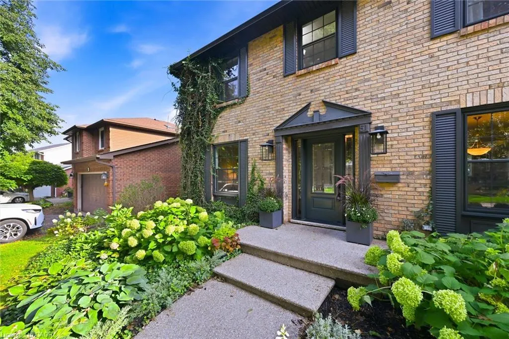 51 Chatterson Drive