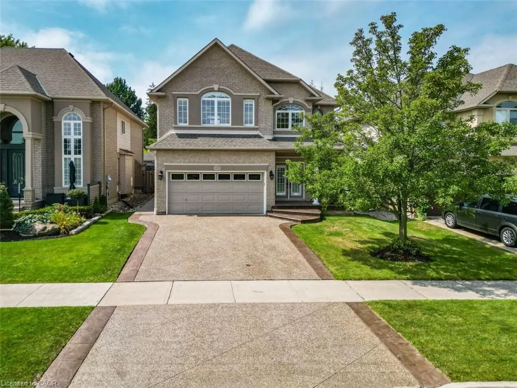 123 Moorland Crescent