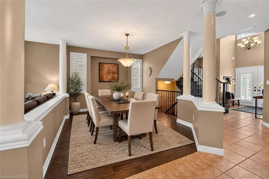123 Moorland Crescent