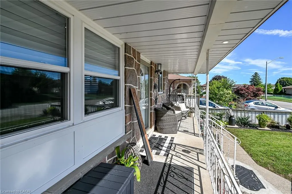 7 Glen Allen Drive