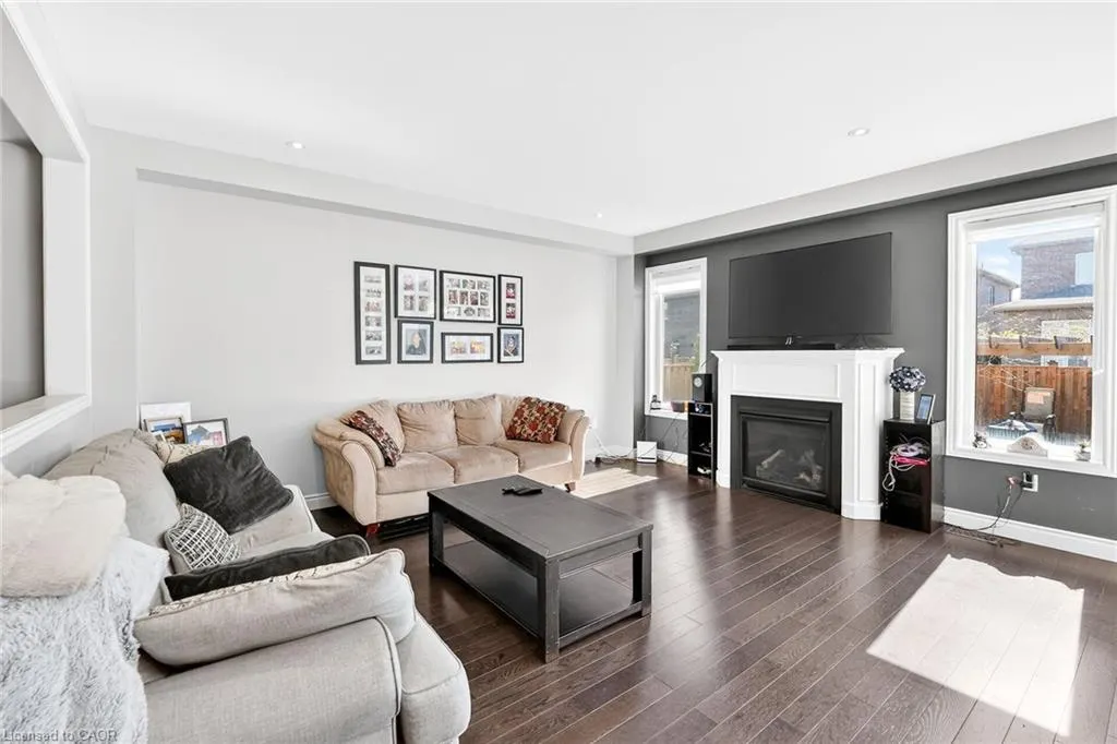 82 Chaumont Drive