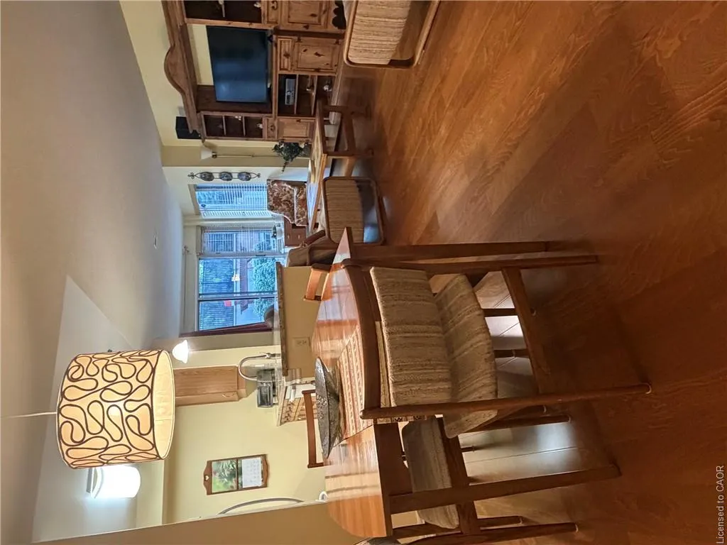 275 Main Street E #001