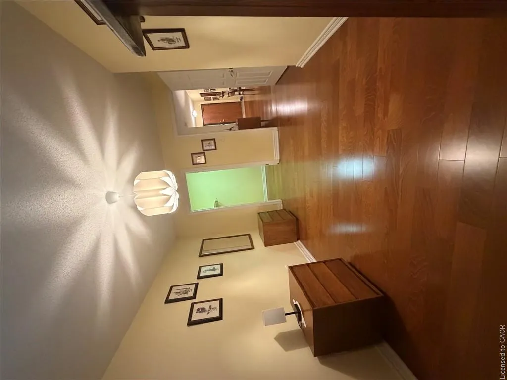 275 Main Street E #001