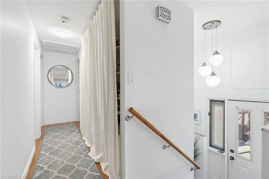 3 Glengrove Avenue
