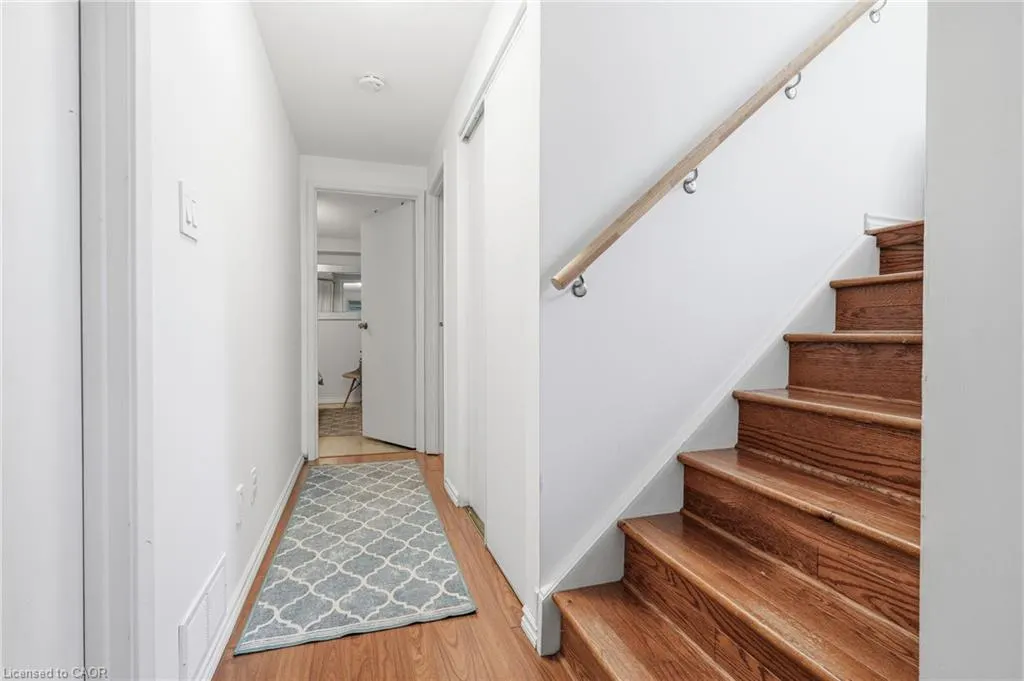 3 Glengrove Avenue