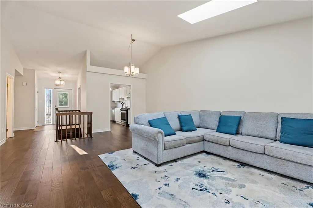 173 Wilson Street W #4