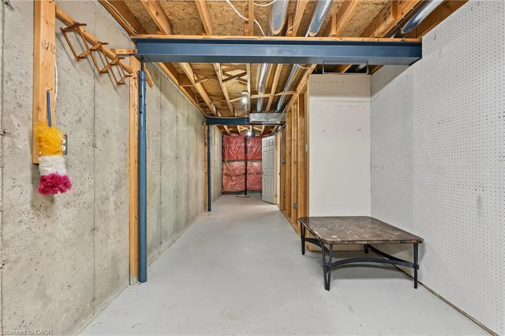 173 Wilson Street W #4