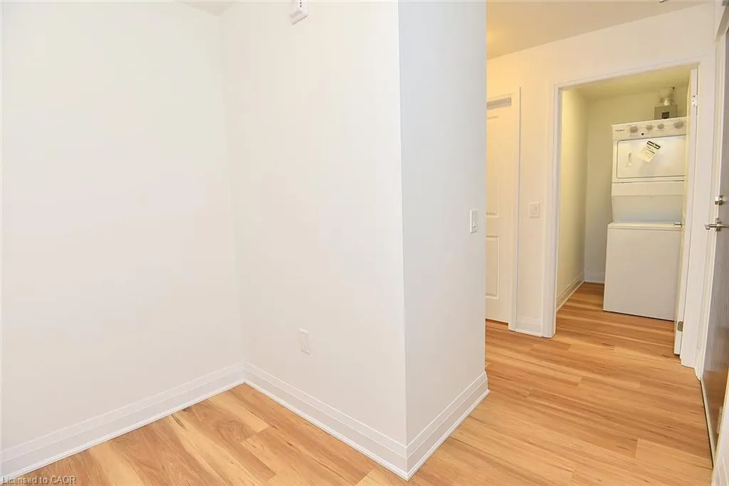1936 Rymal Road E #422