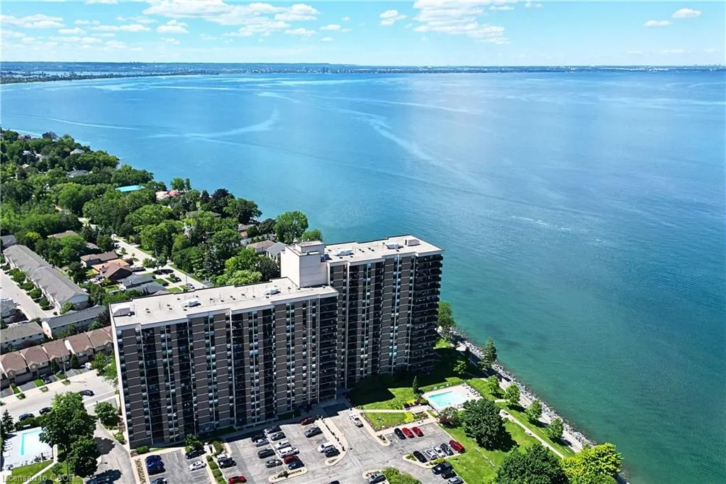 500 Green Road #1118