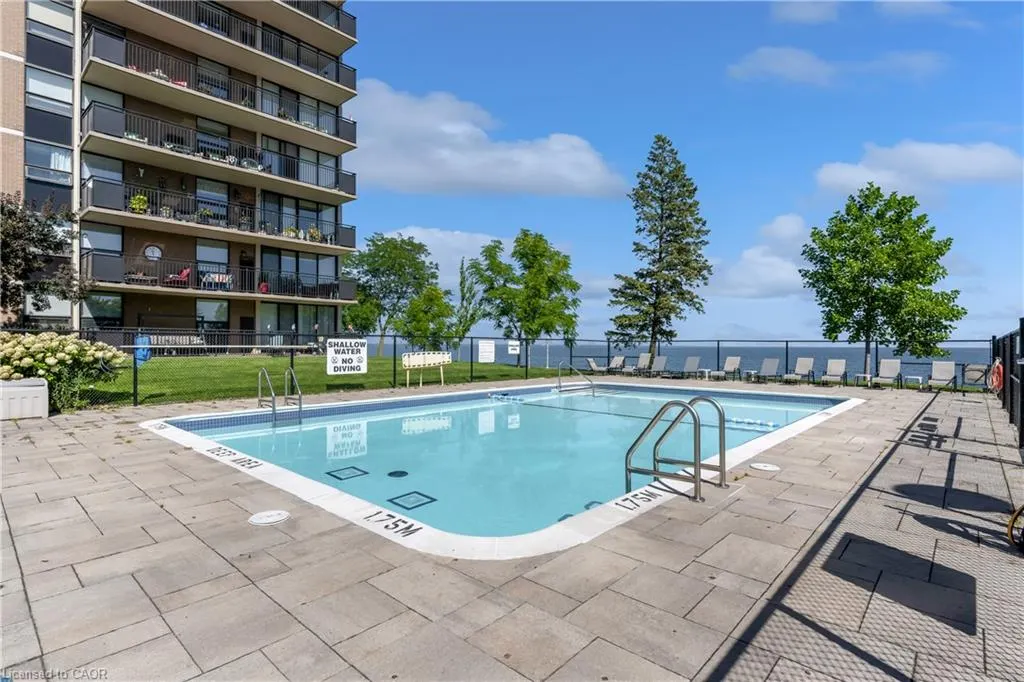 500 Green Road #1118