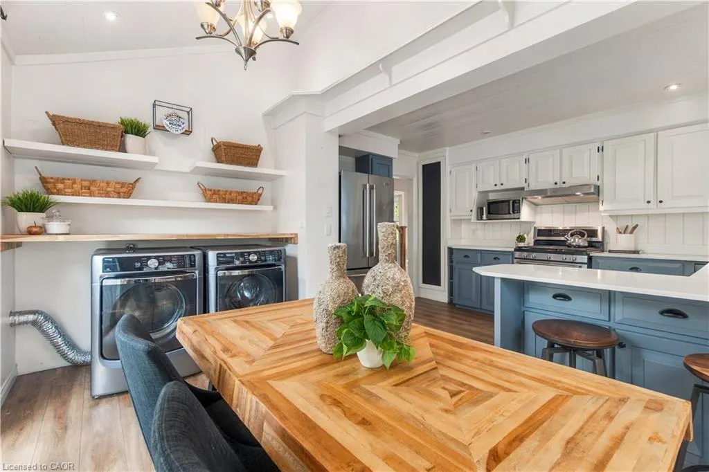 40 Valleyview Drive