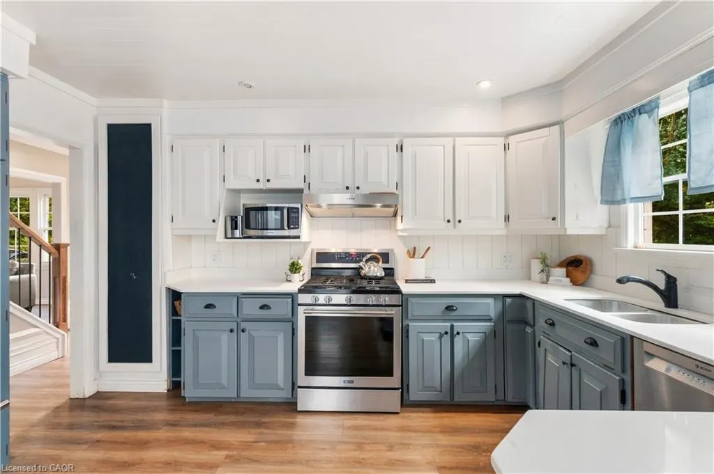 40 Valleyview Drive