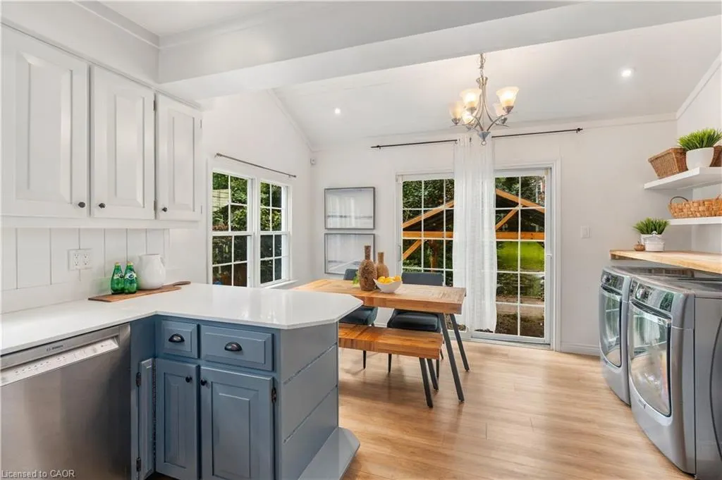 40 Valleyview Drive