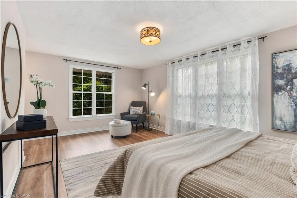 40 Valleyview Drive