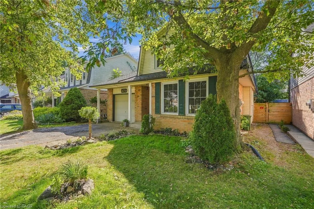 471 Knightsbridge Crescent