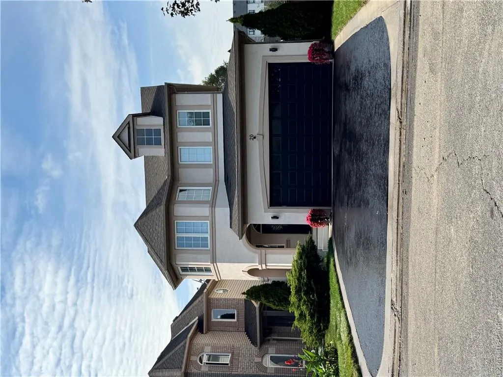 20 Sable Drive