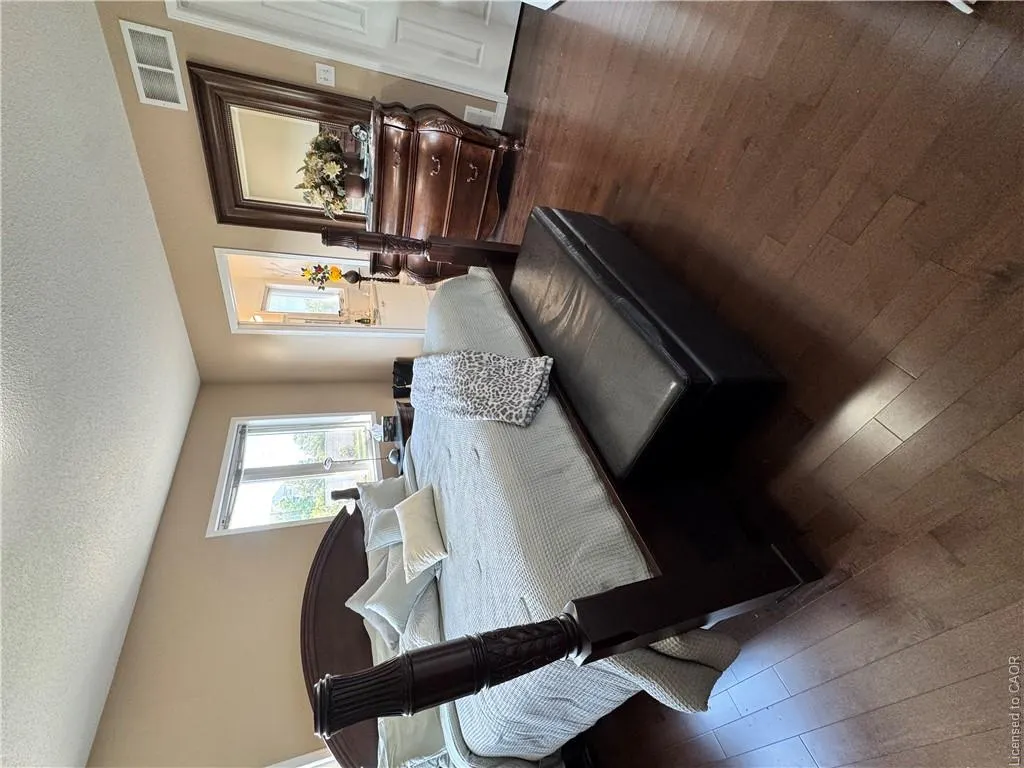 20 Sable Drive