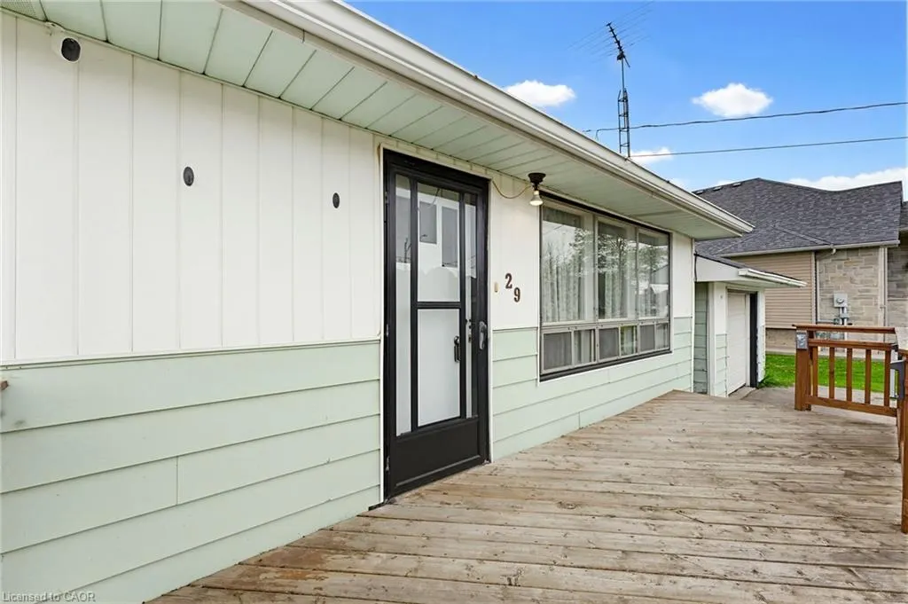 29 Leckie Avenue