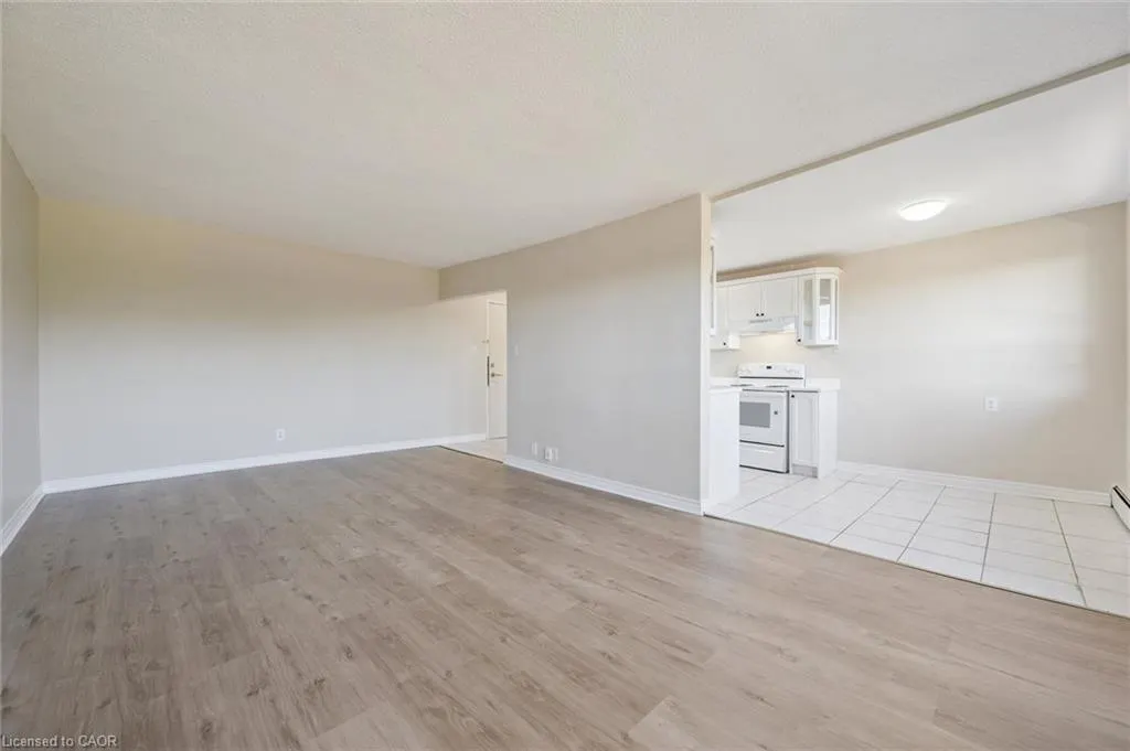 2411 New Street #405