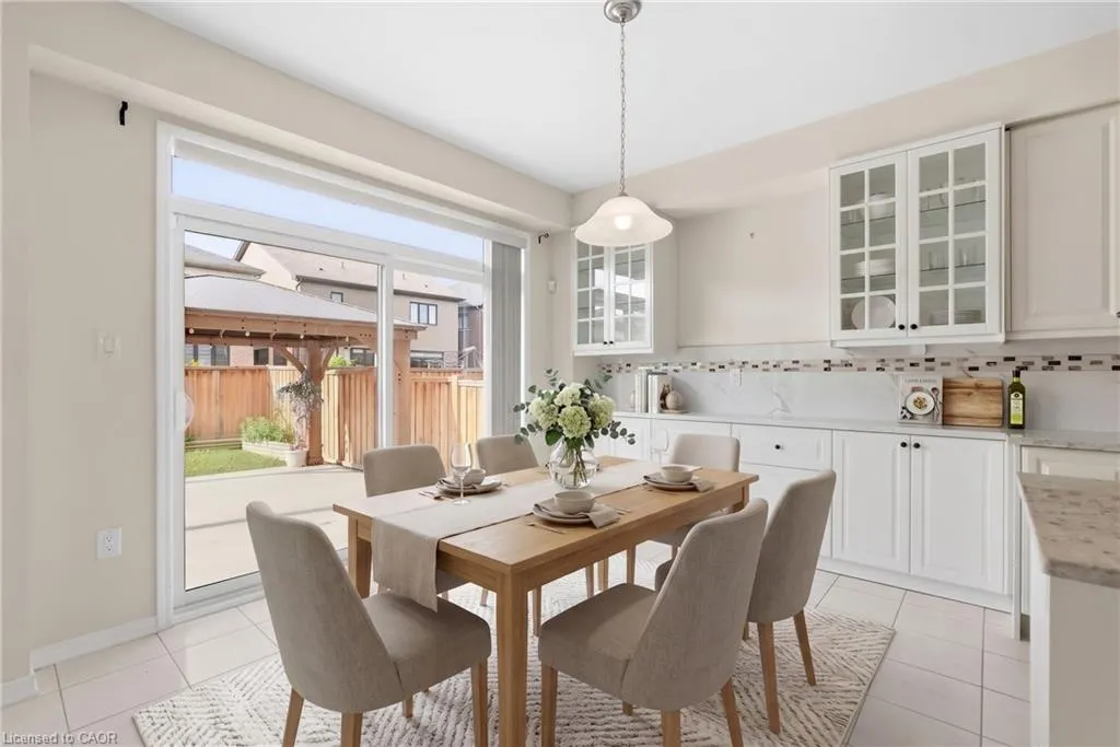 35 Royal Coachman Way