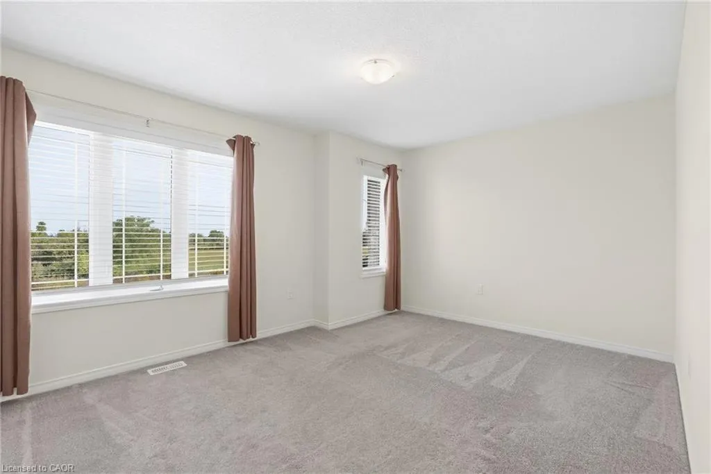 35 Royal Coachman Way