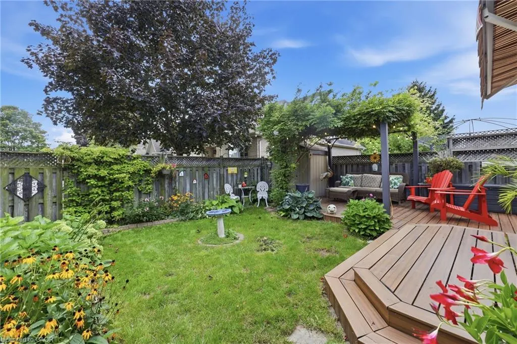 16 Red Haven Drive