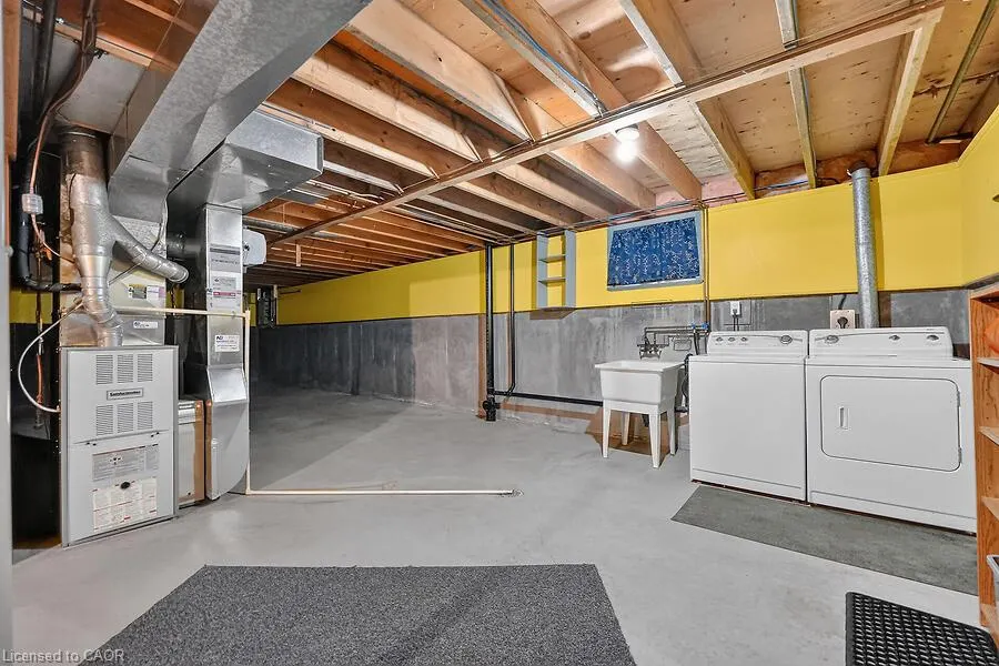 4 Rossmore Avenue #8