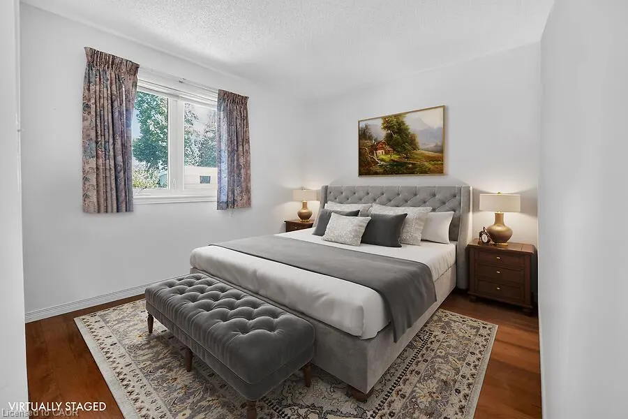 4 Rossmore Avenue #8