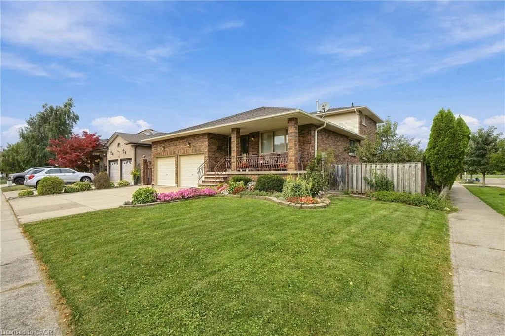 7 Vinehill Drive